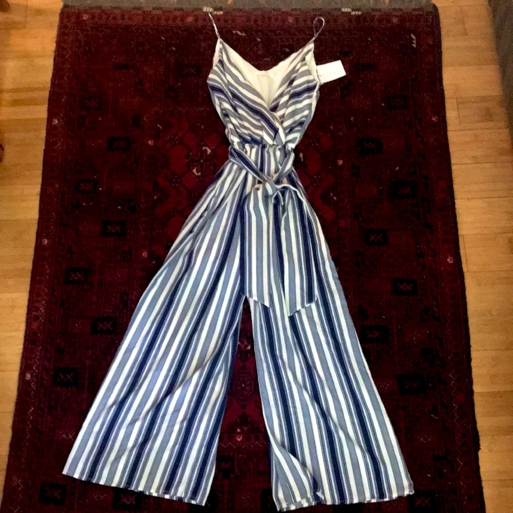 Le Lis spaghetti strap beachy jumpsuit